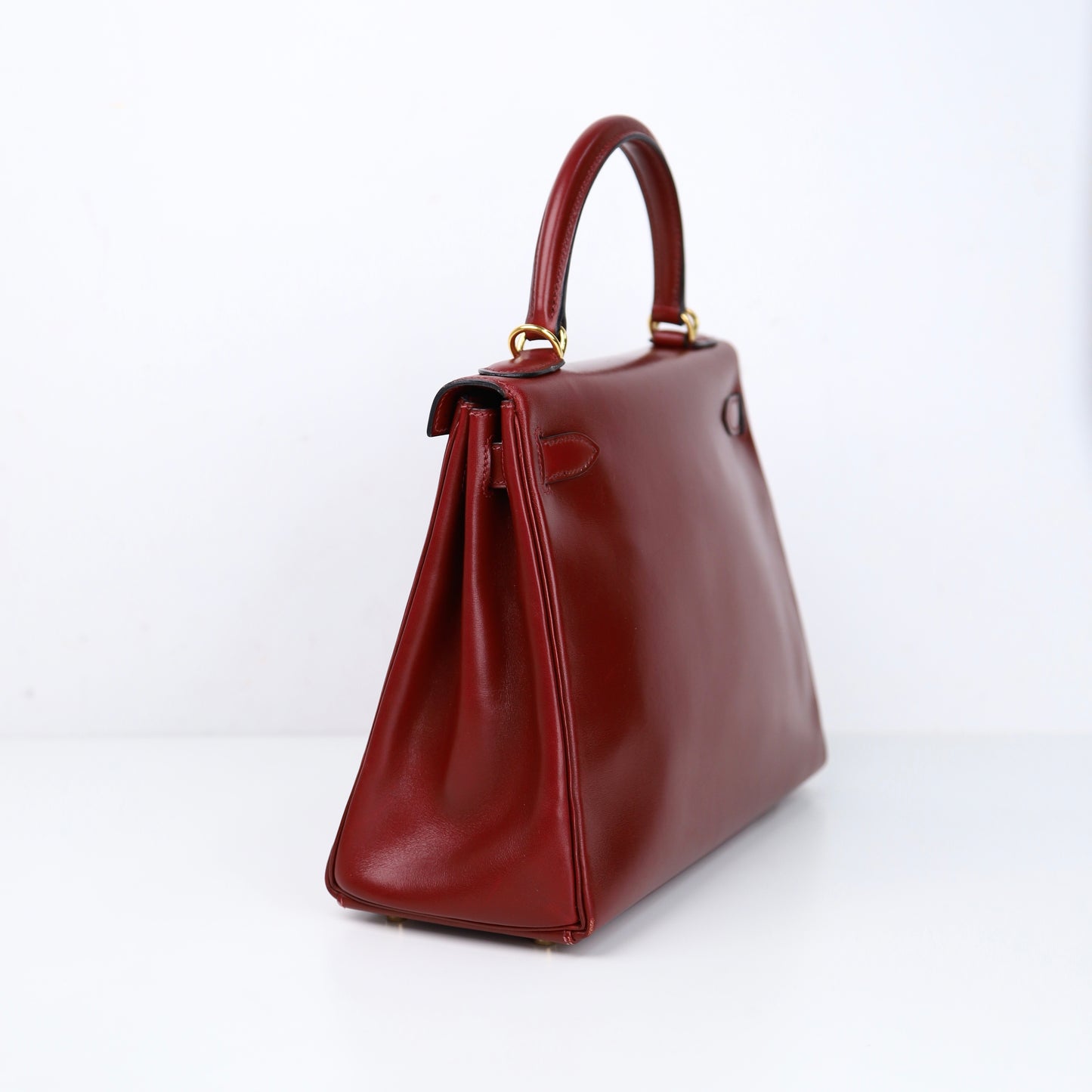 Hermes Kelly 28 Handbag in Box calf  Rouge H 2001, right side