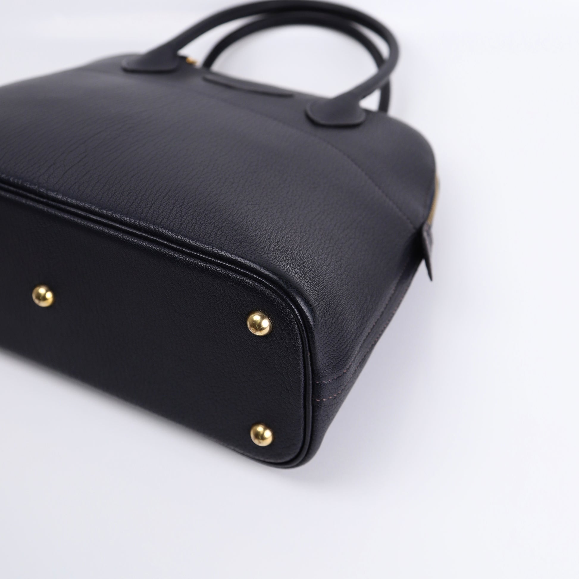 Hermes Bolide 31 in Chevre Bleu Indigo 2000,corner2