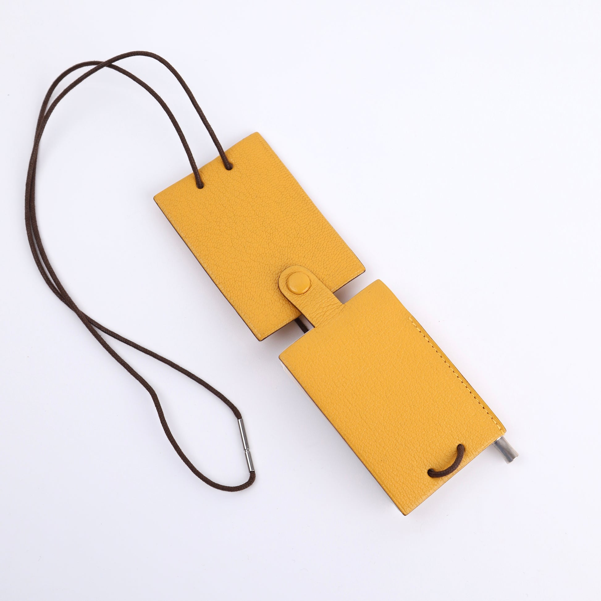 Hermes Memo Notebook with Strap/Silver Pencil in Chevre 2004，back view