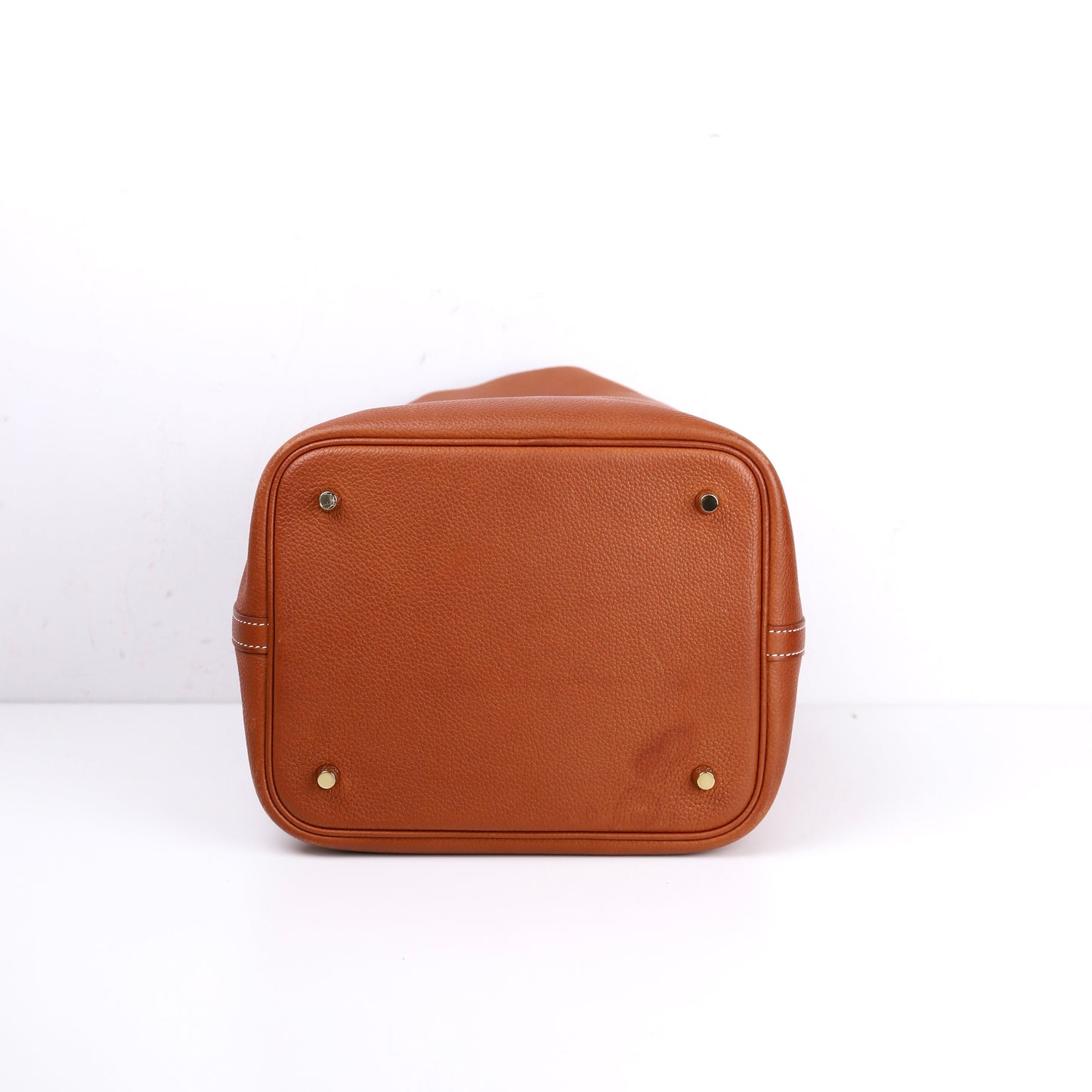 Hermès Picotin MM Fauve Barenia Faubourg,Bottom View