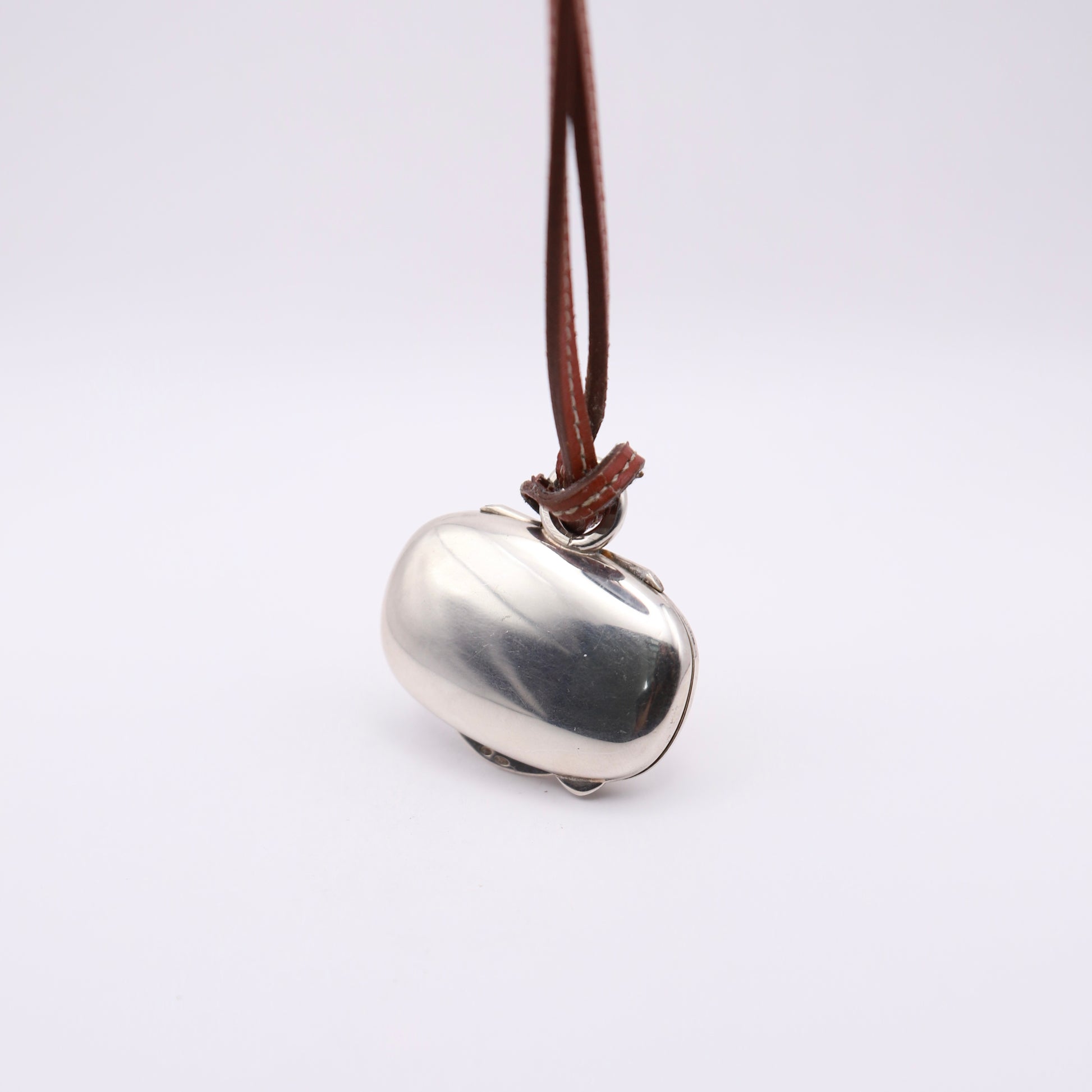 Hermes Silver 925 Pill Case Necklace，back view