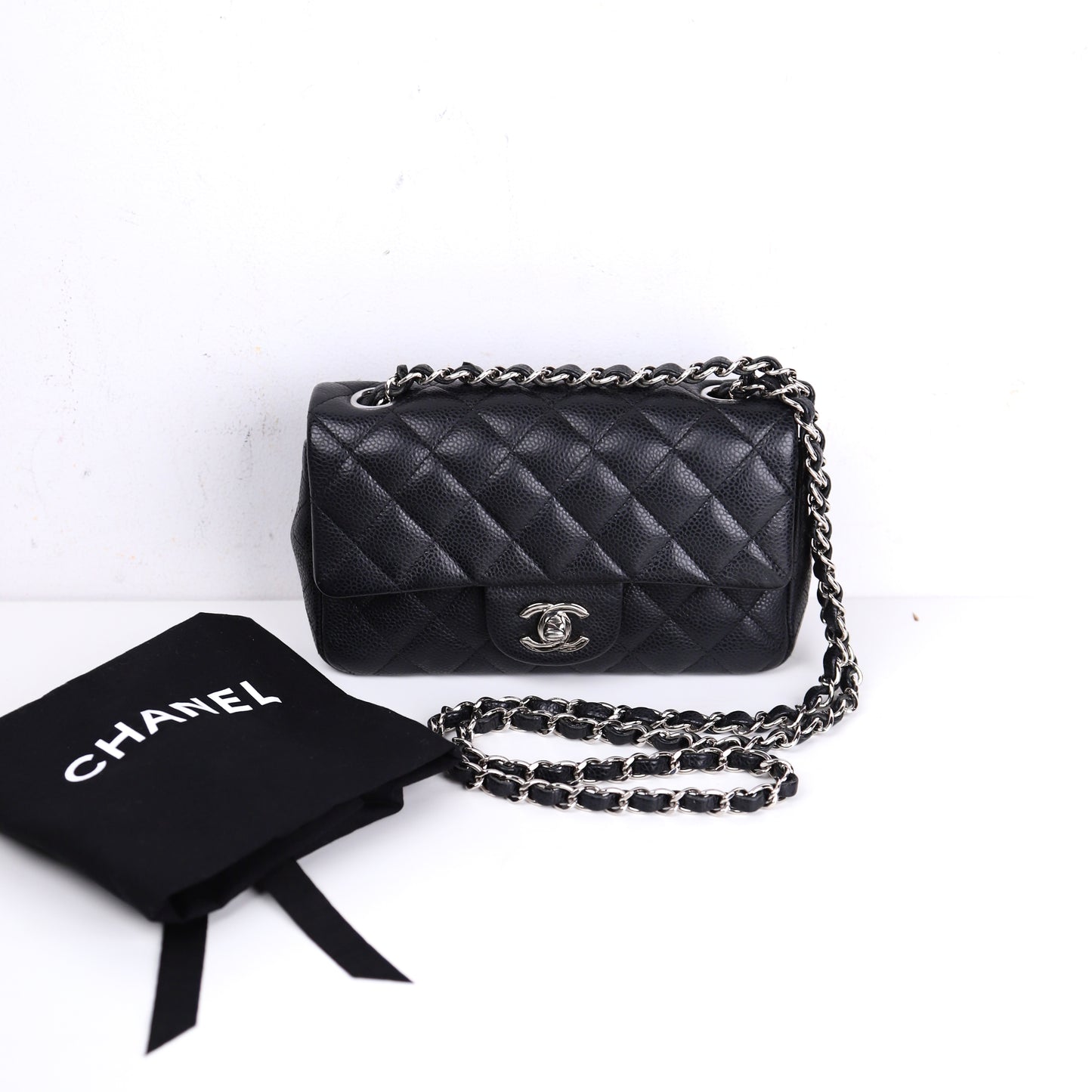 Chanel｜Classic Flap Mini Chain Shoulder bag Caviar Black