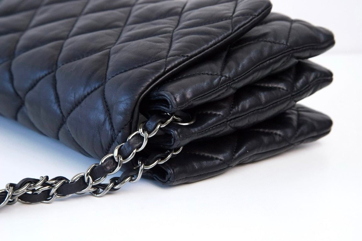 Chanel |Chain Shoulder Bag Black