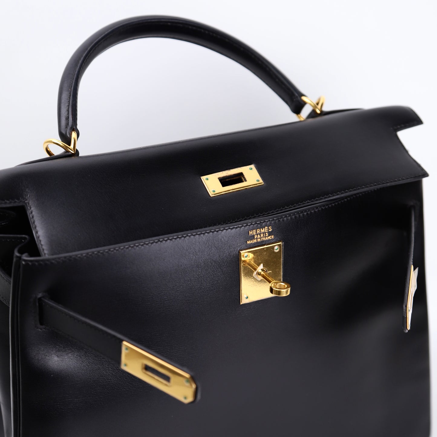 Hermes Kelly 32 Handbag in Box Calf Black 2000, logo, hardware 