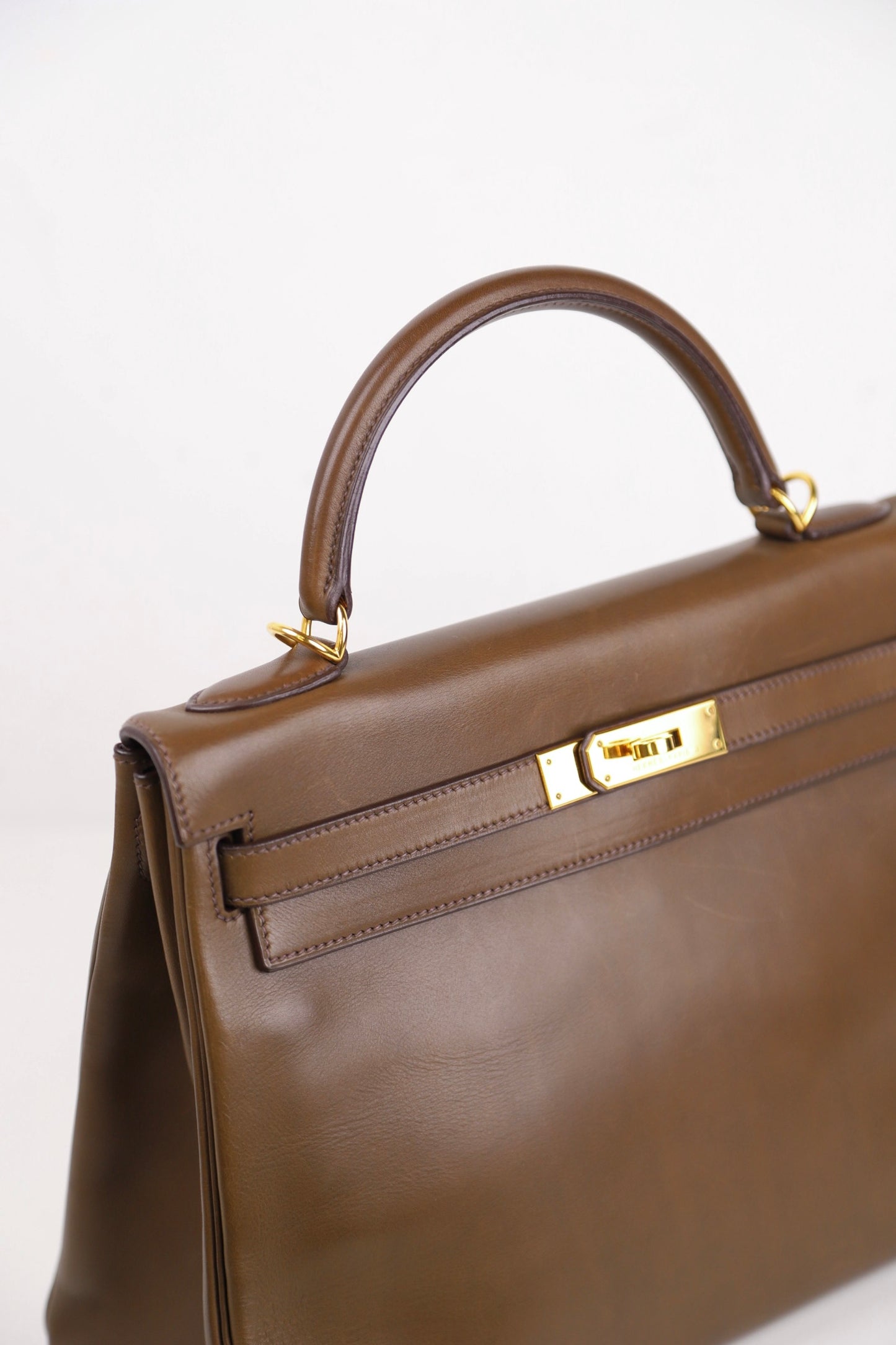 Hermes｜ Kelly 32  Handbag Barenia Vert Olive 2001