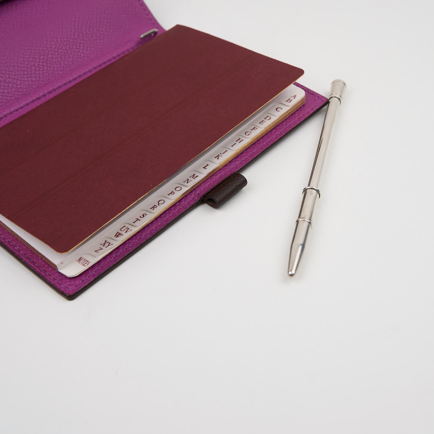 Hemres| Journal Case Passport Cover  Epsom Chocolat Cyclamen 2006