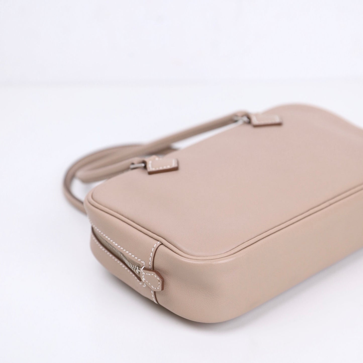 Hermes｜Plume elan 22 Handbag Argile swift 2012