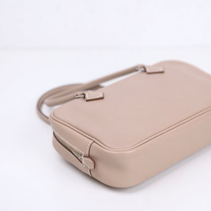 Hermes｜Plume elan 22 Handbag Argile swift 2012