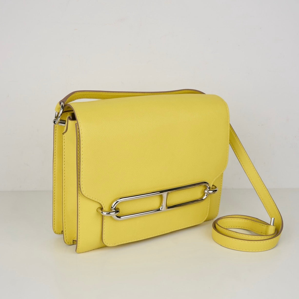 Hermes｜ Roulis 23 Shoulder bag  Lime Evercolor 2021