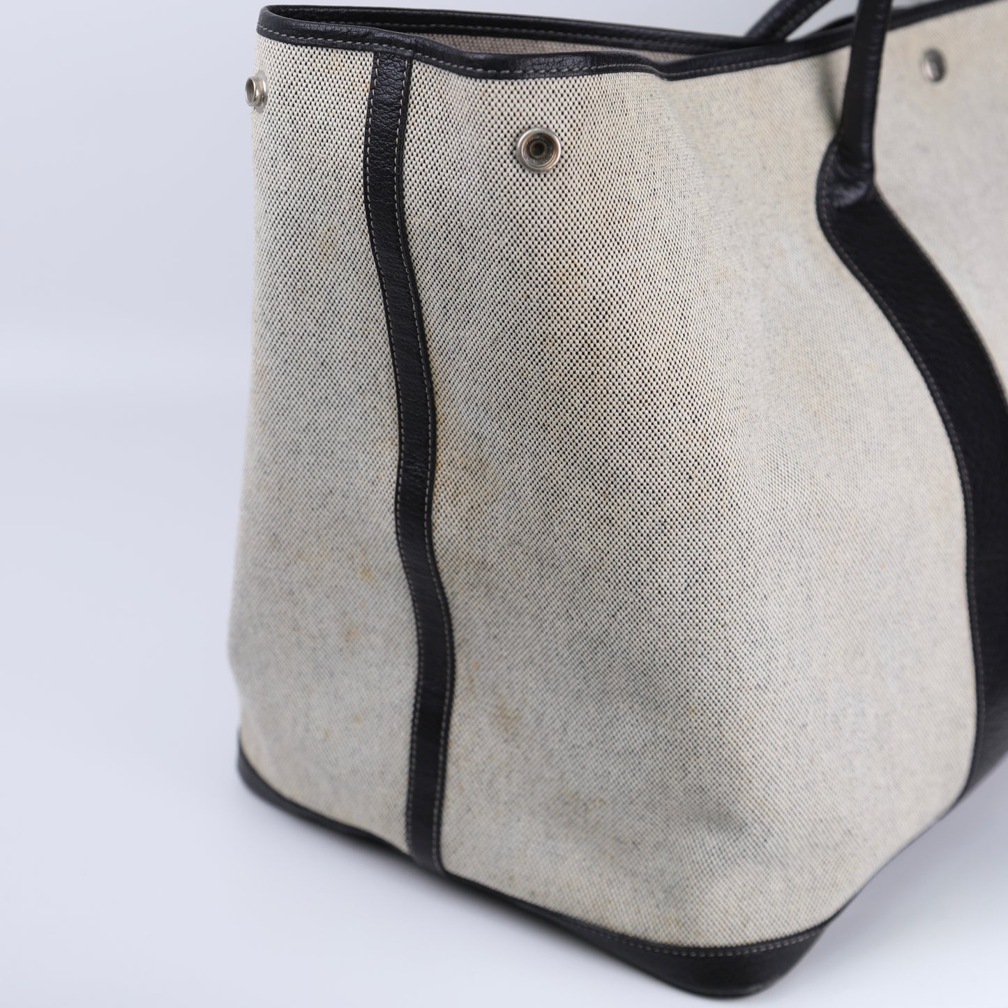 Hermes Garden Party GM Handbag in Buffalo Toile Noir / Naturel 2002, right side