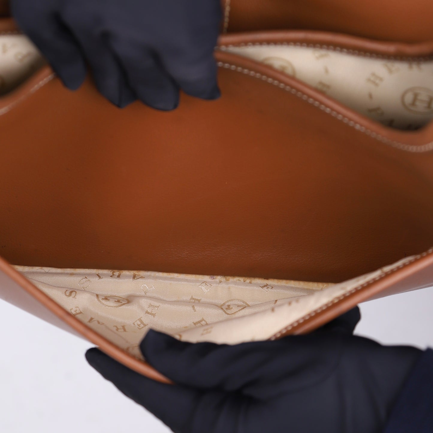 Hermes Noumea Shoulder Bag in Novillo Noisette 1985,inside2
