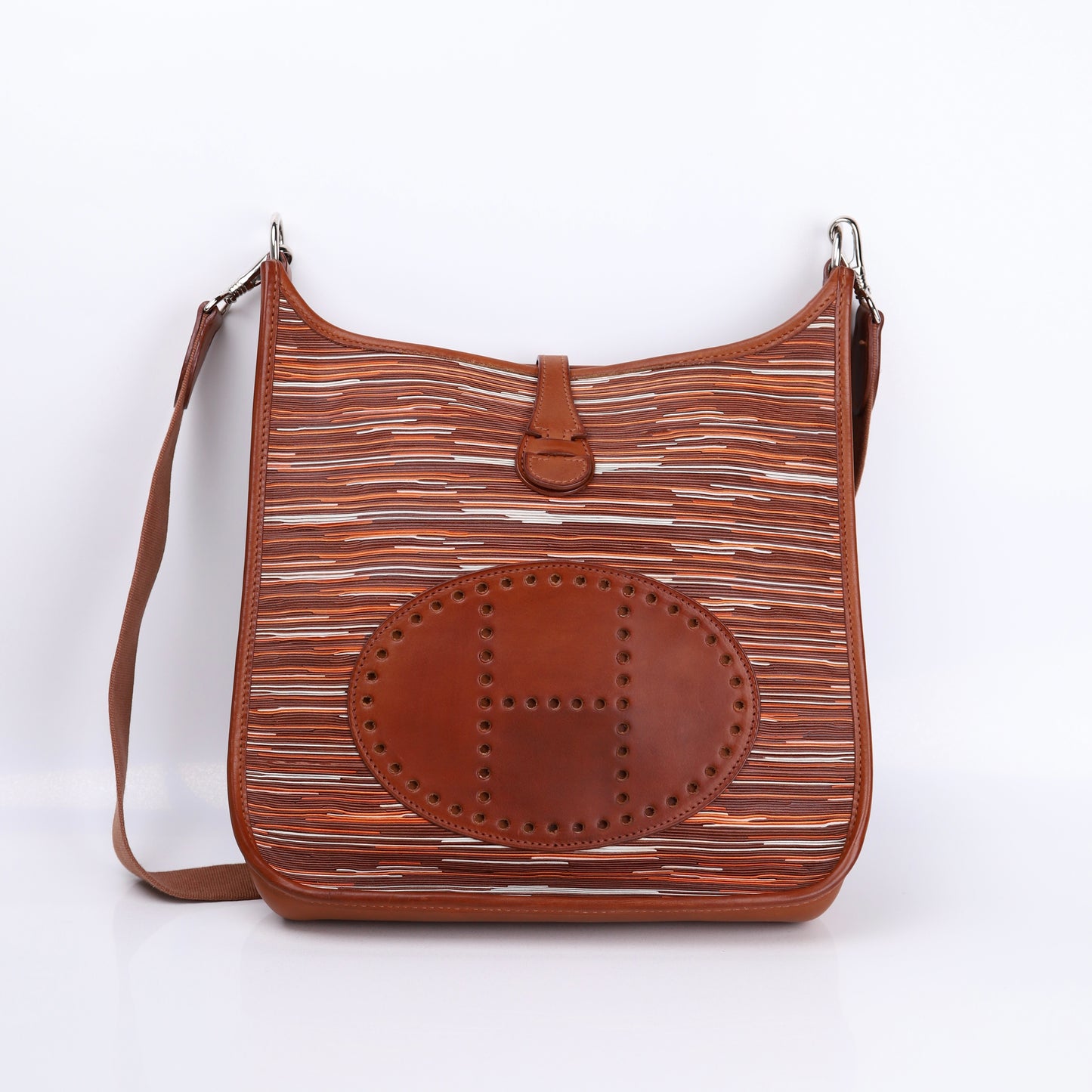 Hermes Evelyne PM in Barenia/Vibrato Fauve  2000，front view