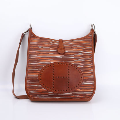 Hermes Evelyne PM in Barenia/Vibrato Fauve  2000，front view