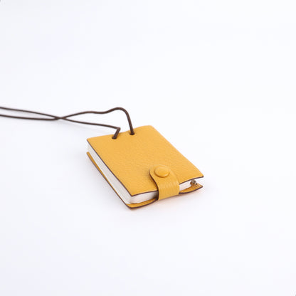 Hermes Memo Notebook with Strap/Silver Pencil in Chevre 2004，right side