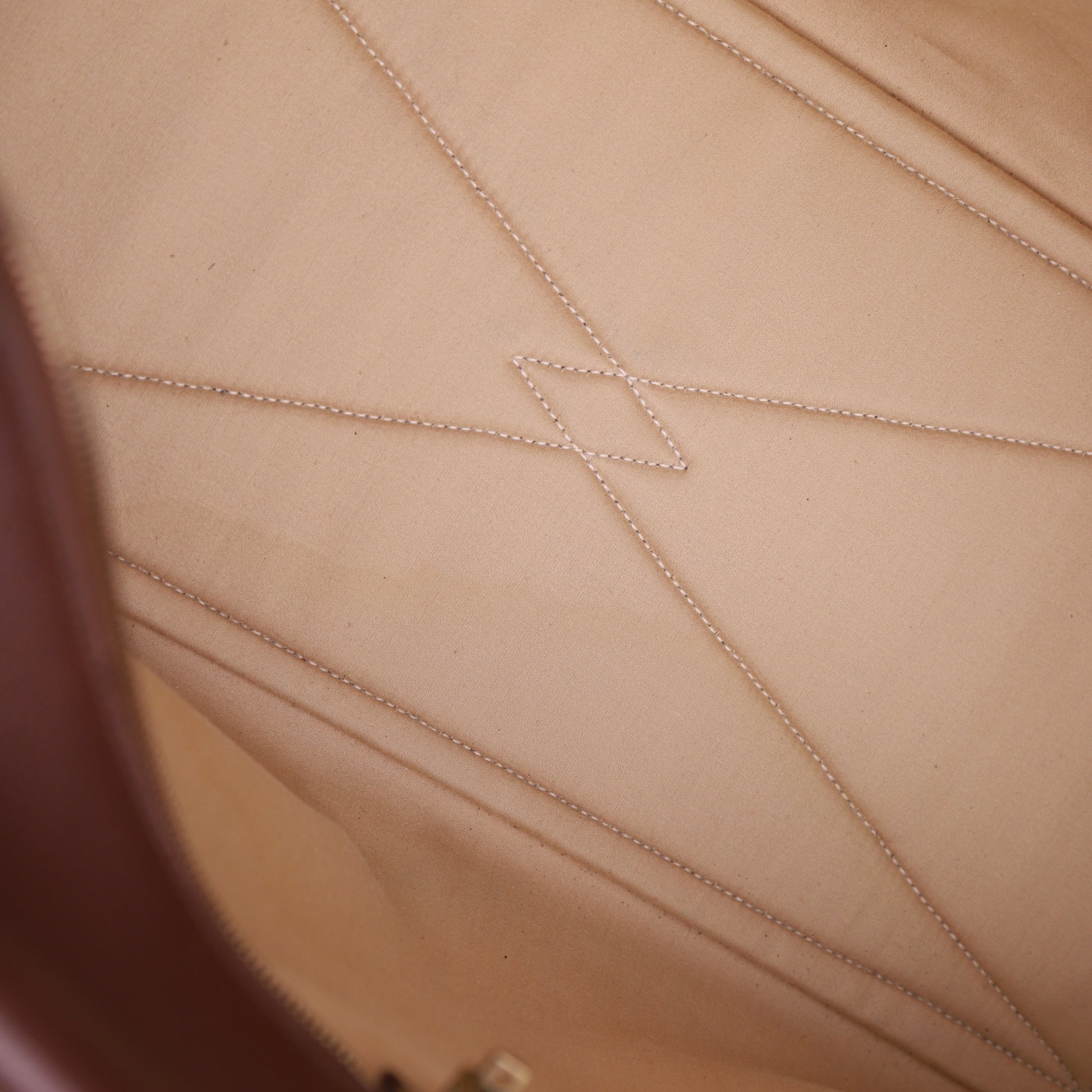 Hermes Victoria 43 Handbag in Togo/Canvas Chocolat，inside