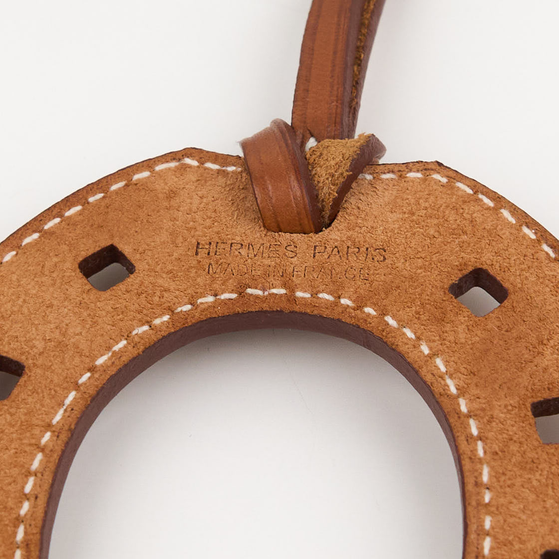 Hermes|Paddock Fer a Cheval Charm Fauve Barenia
