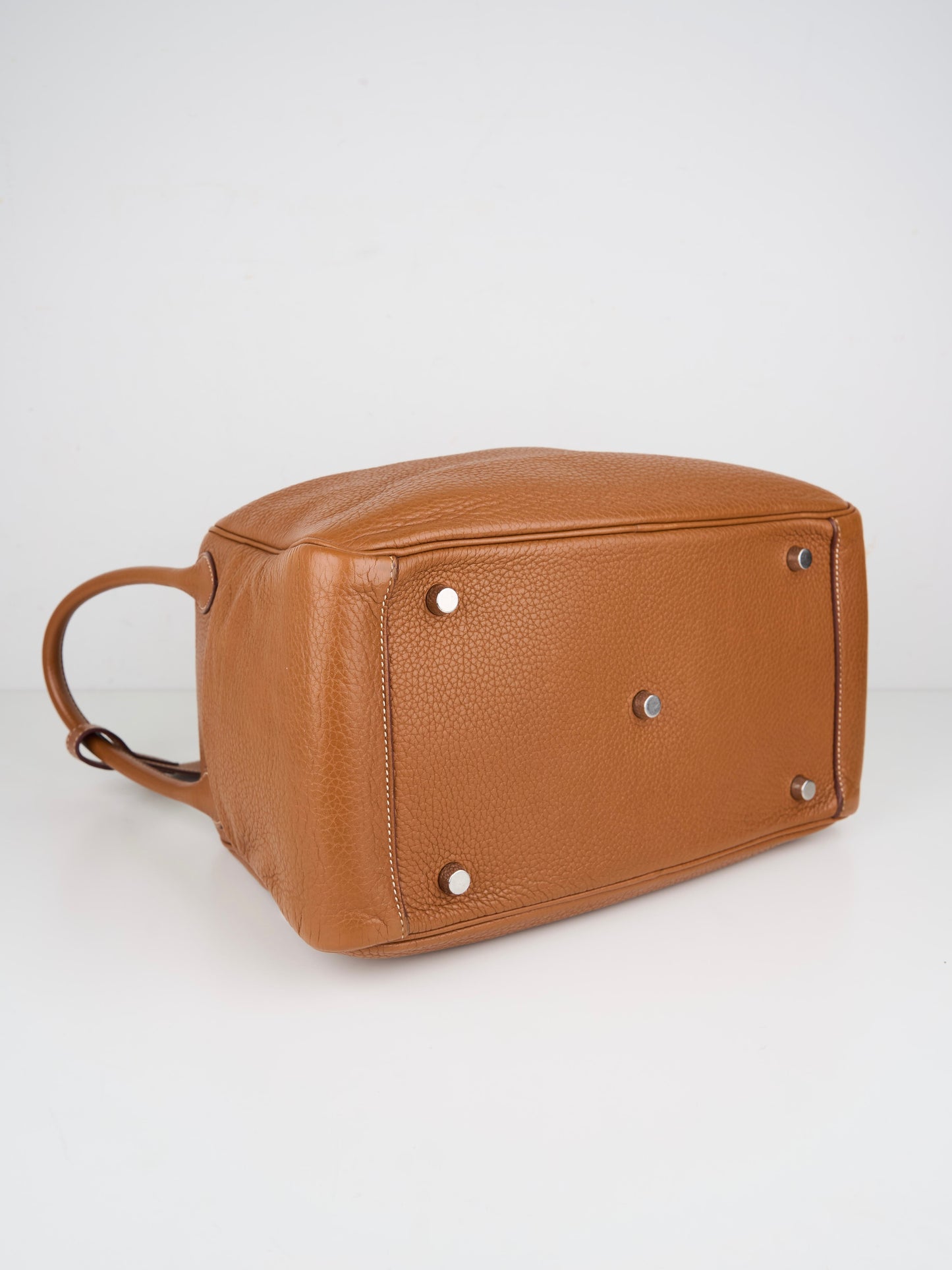 Hermes｜ Lindy 30 Shoulder bag Gold Taurillon Clemence 2014