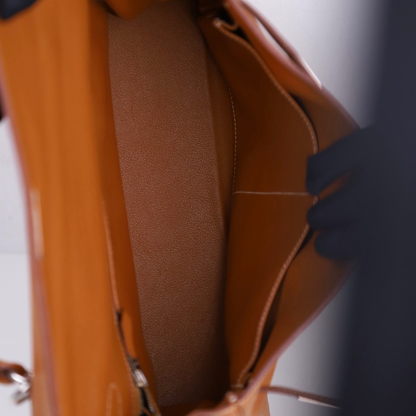 Hermes｜ Kelly 32 Handbag Gold Swift 2000