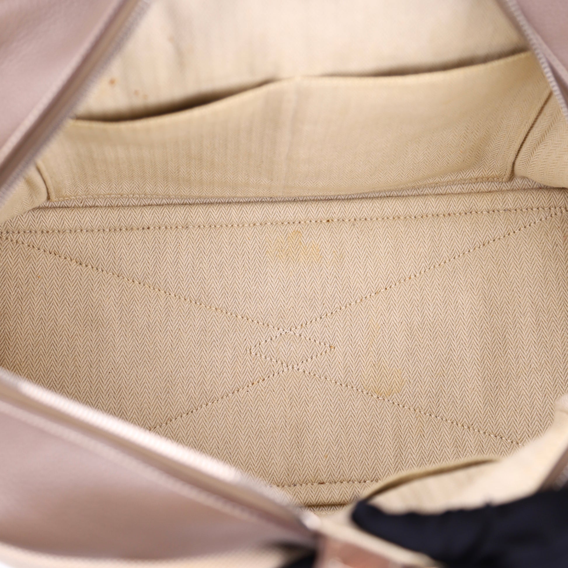 Hermes Victoria 35 Handbag in Taurillon Clemence/Toile Etoupe ,inside view 