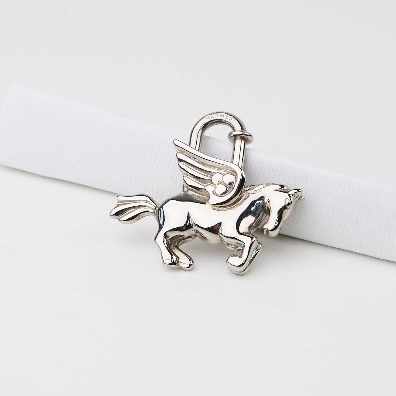 Hermes|  Le Cheval Pegasus 1993 Limited Cadena Silver