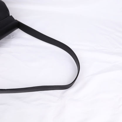 Hermes Yeoh Bag Shoulder bag in Gulliver Black 2001, handle