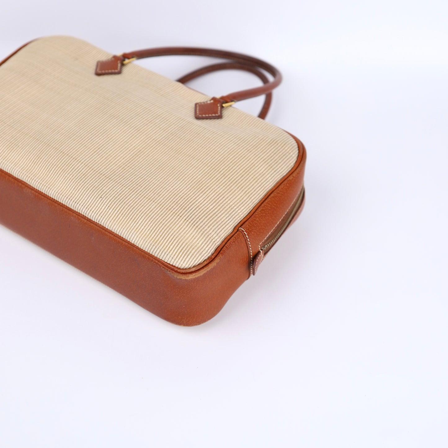 Hermes Plume Elan 28 Handbag in Peau de Porc/Crinoline 2002,corner4