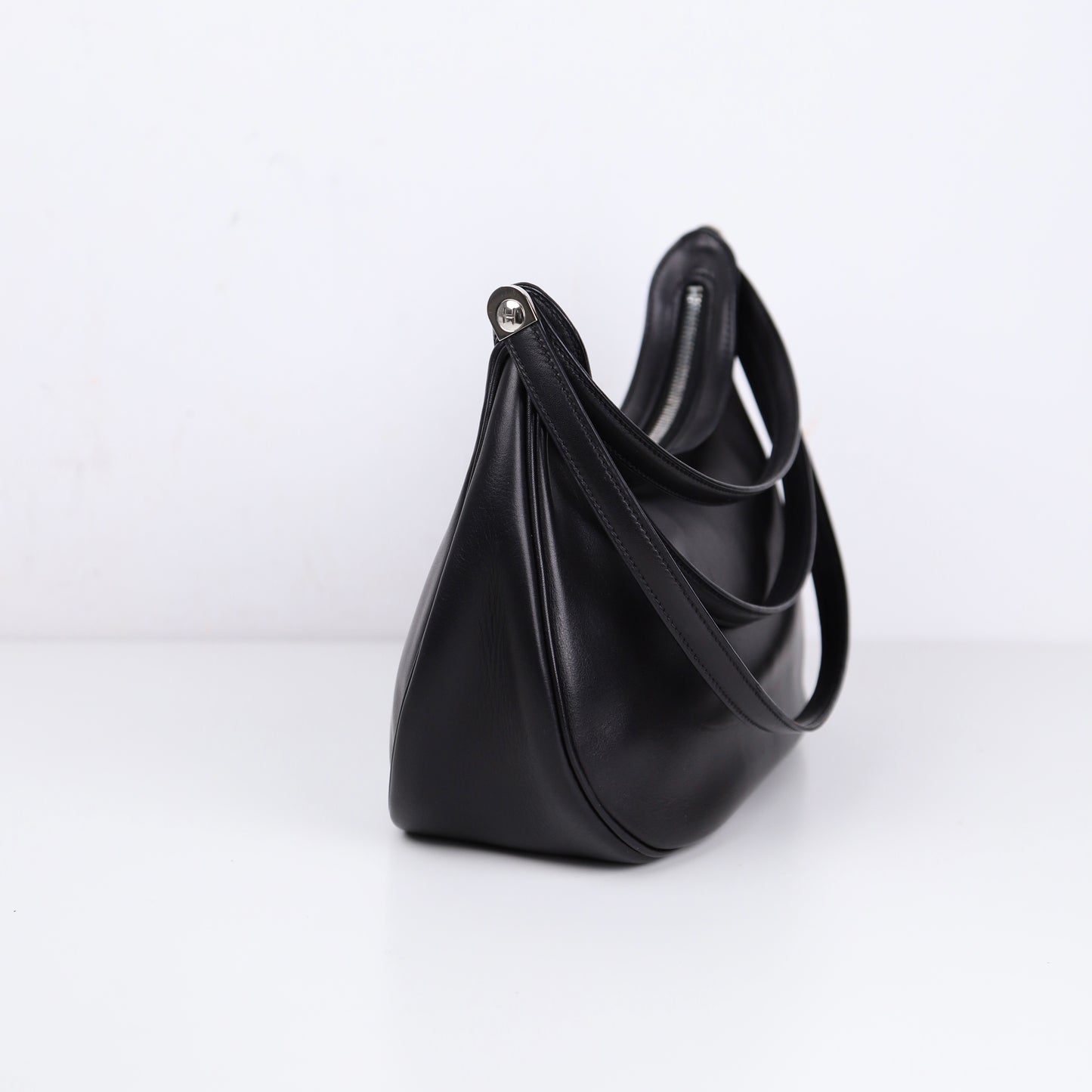 Hermes｜Caporal Handbag Evercalf Black 2002  Margiela