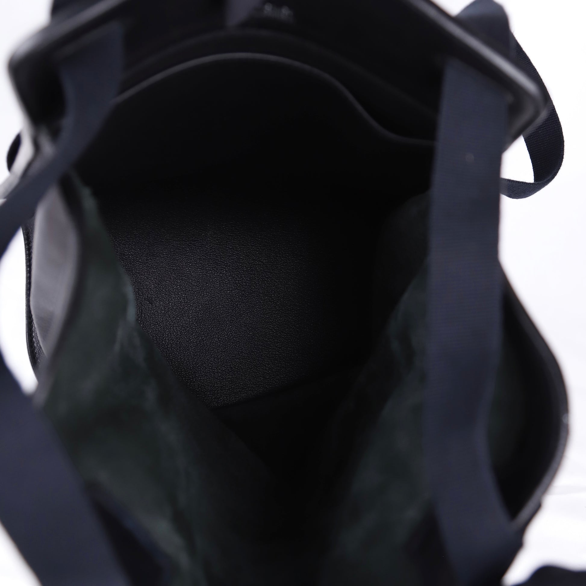 Hermes Sherpa PM Backpack in Gulliver Black 2001,inside