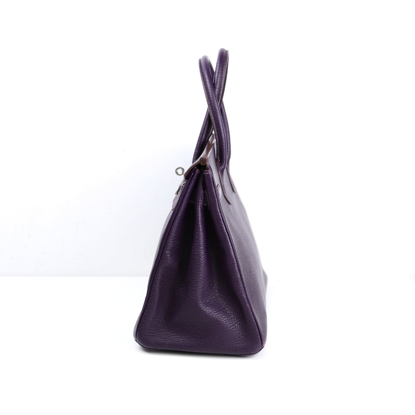 Hermès Birkin 30 Handbag in Chèvre Raisin/Lilas ,side view