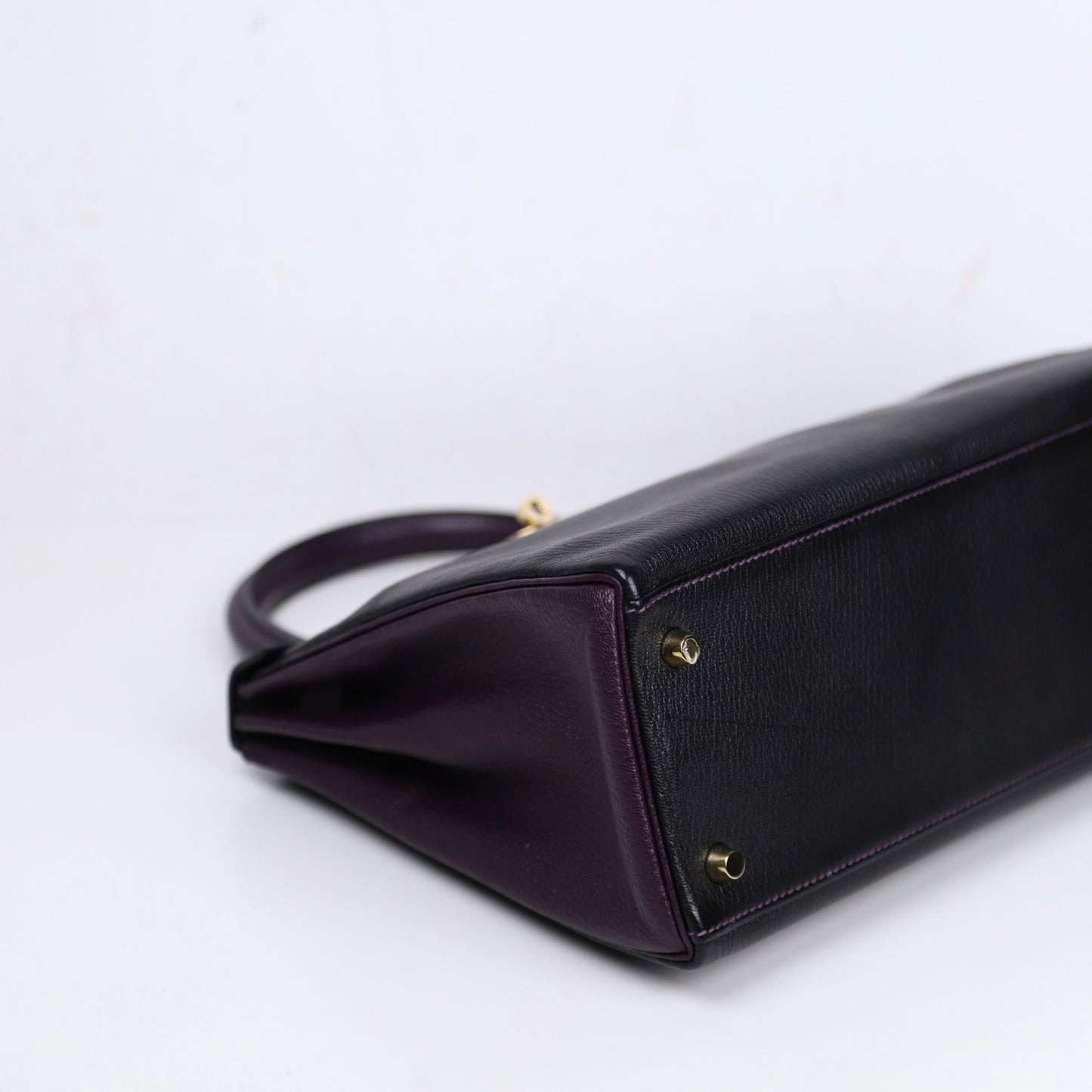 Hermes｜Special Order Kelly 28 Handbag Black/Raisin Cherve 2019