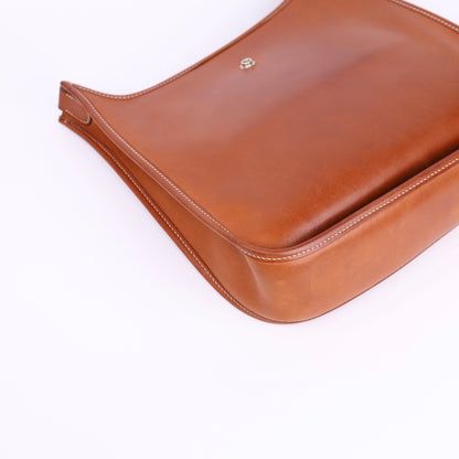 Hermes Evelyne PM in Barenia Fauve 2000 PHW, corner3