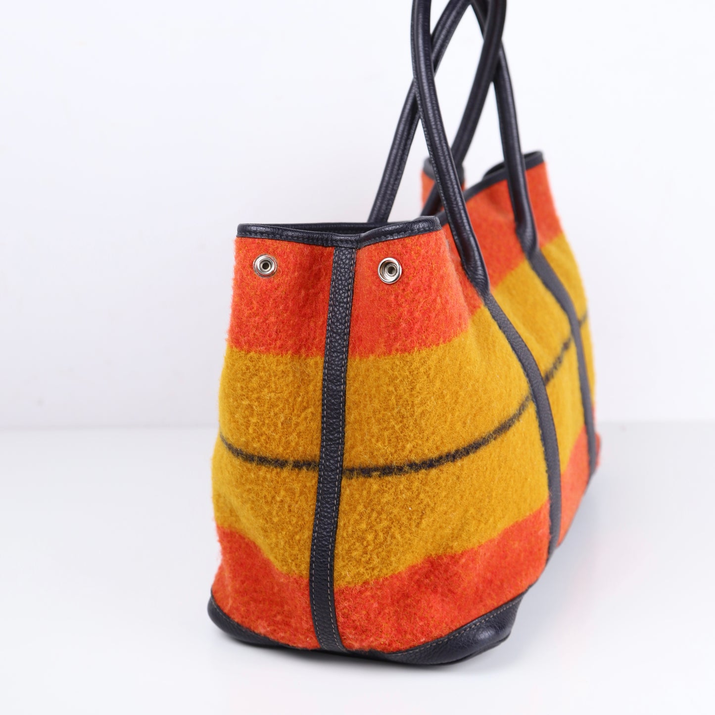Hermes  Limited Garden Party PM Wool Handbag，left side