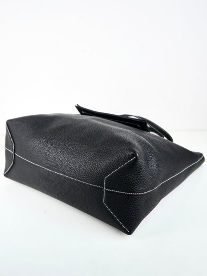 Hermes｜Cabasellier  totebag Black  Taurillon Clemence 2022