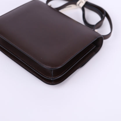 Hermes Constance 19 Shoulder Bag in Box-Calf Chocolat 2016 PHW, corner4