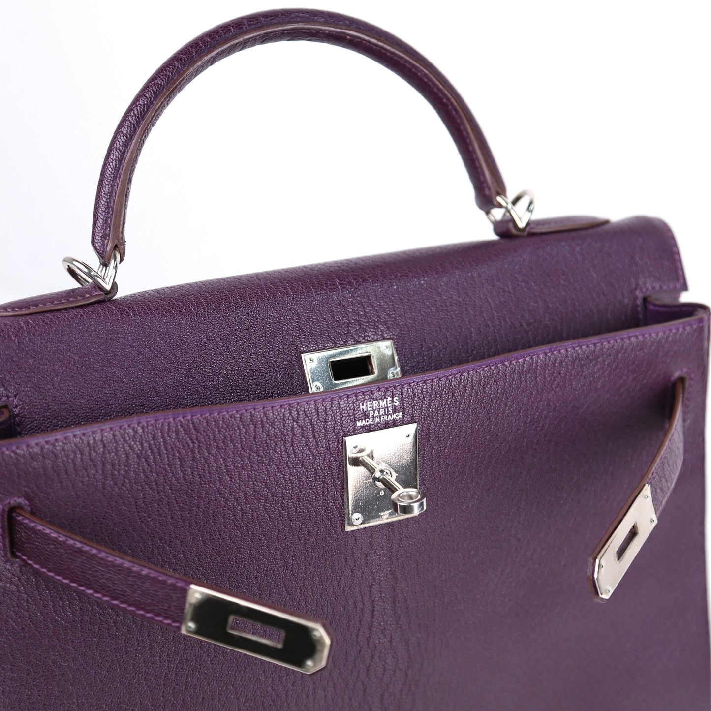 Hermes Kelly 32 Handbag  in Cassis Chevre/Coromandel 2002, logo, hardware