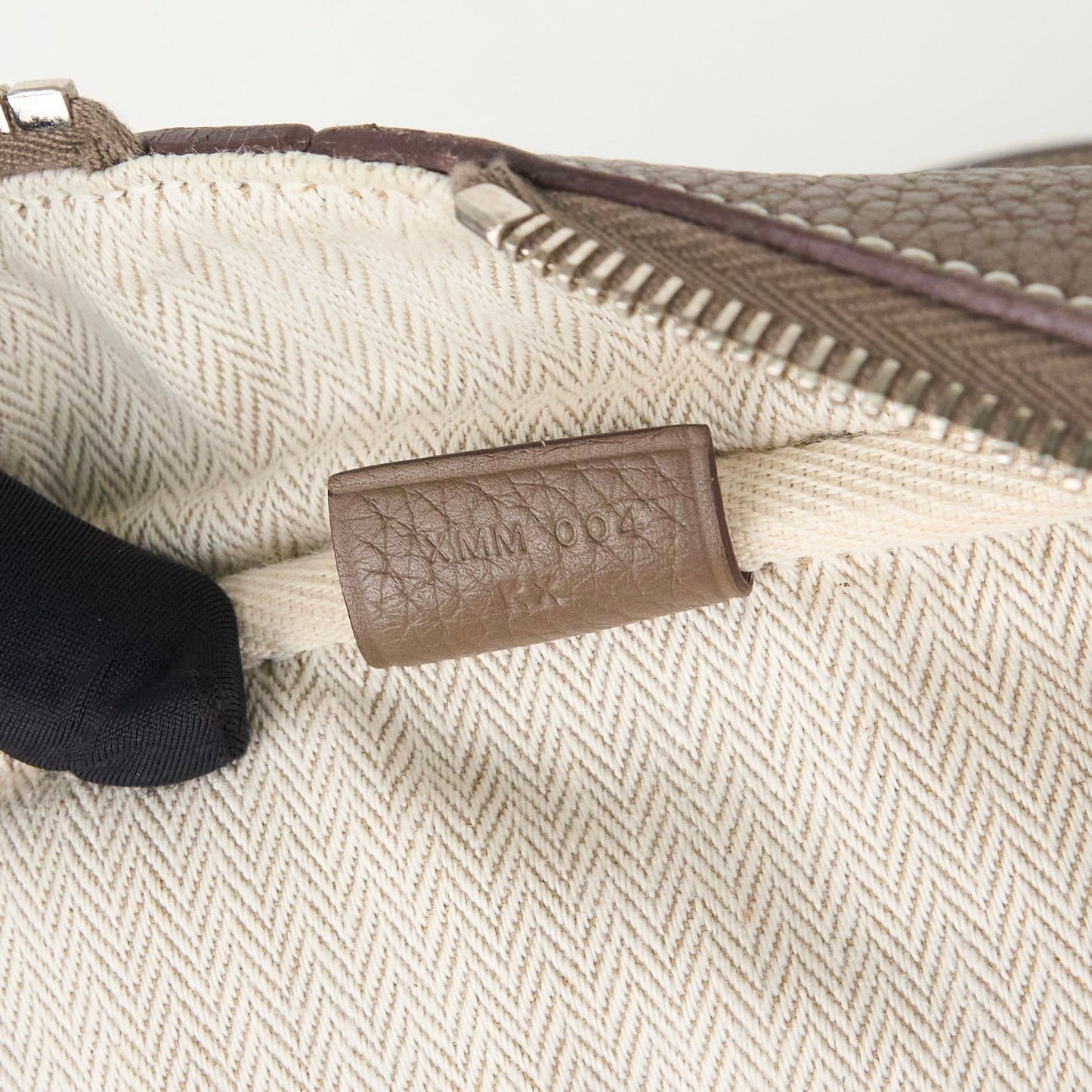 Hermes| Victoria 35 shoulder bag  Etoupe Taurillon Clemence 2016