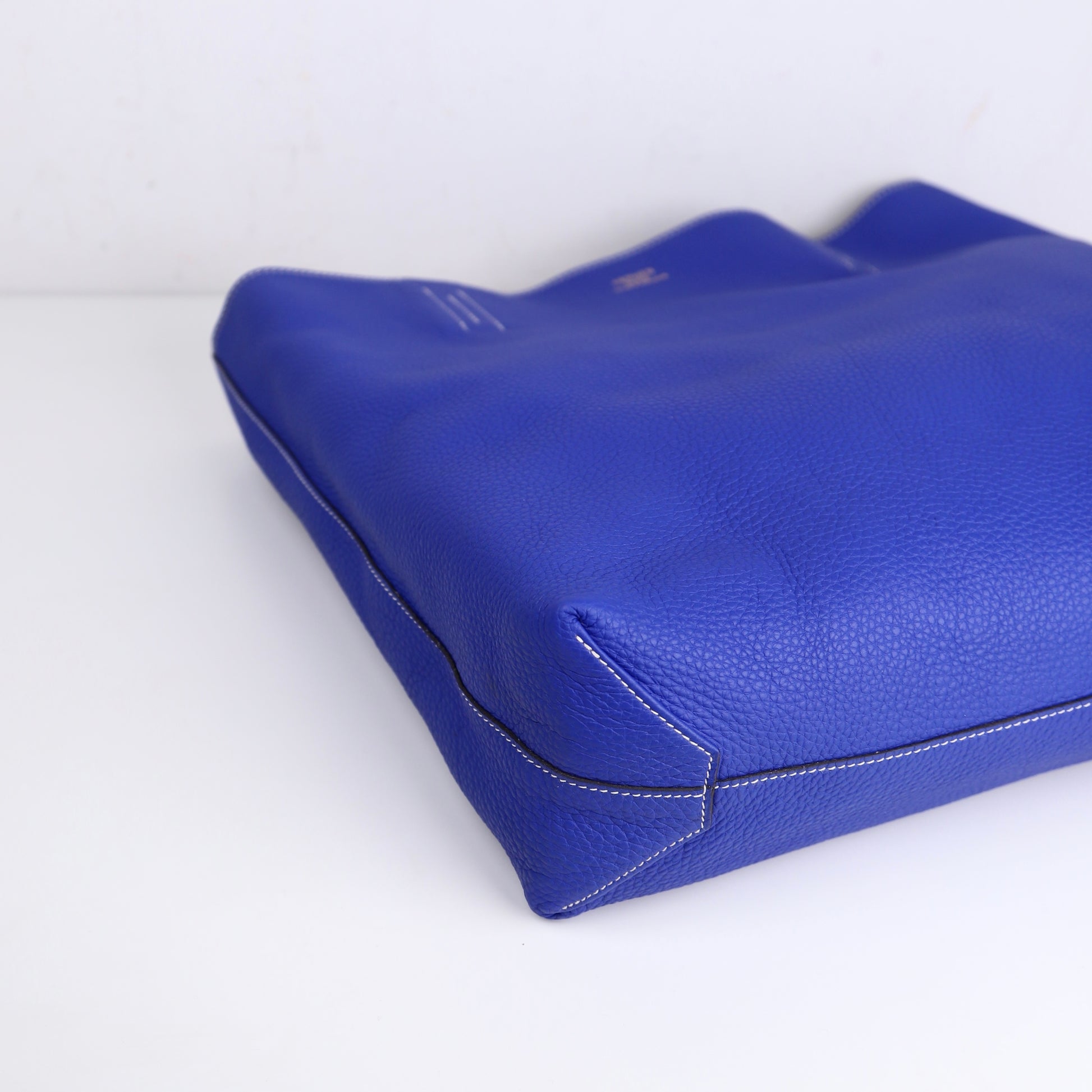 Hermes Double Sens Reversible Tote Bag in Togo Etain / Blue Electric 2010，inside，corner1