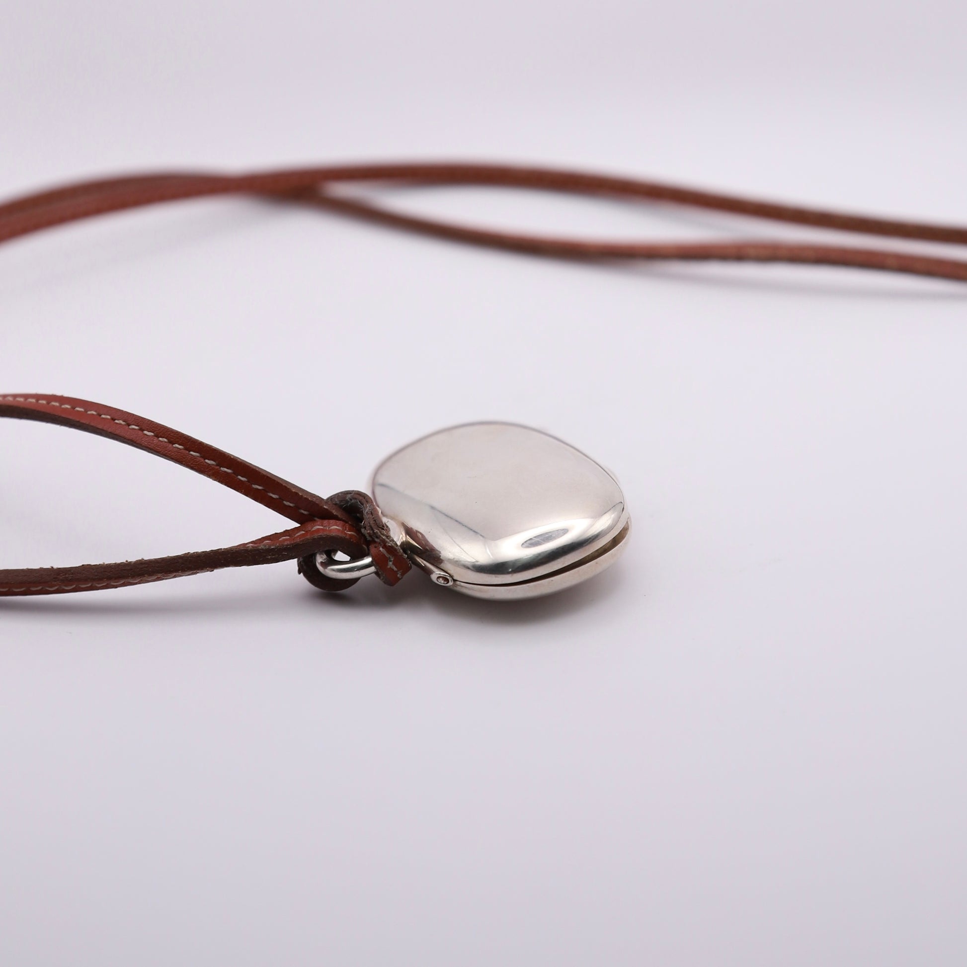 Hermes Silver 925 Pill Case Necklace，right side