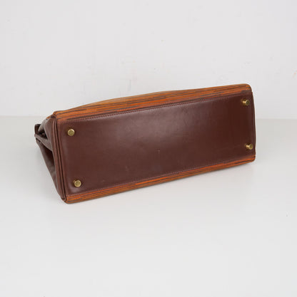 Hermes｜ Kelly 32 Handbag  Box  Calf  Vibrato 2002