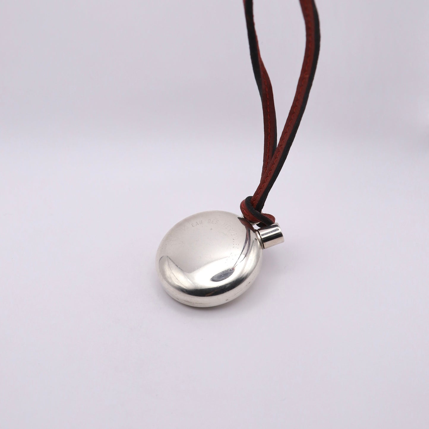 Hermes 2004 Limited Sterling Silver Perfume Bottle Pendant Necklace，right side