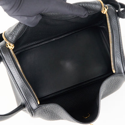 Hermes｜ Lindy 30 2-way Handbag  Black Taurillon Clemence 2011