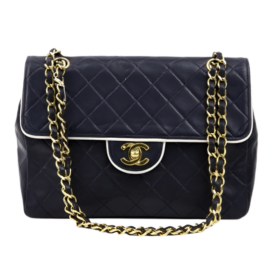 Chanel｜ Chain Shoulder Bag Lambskin Navy