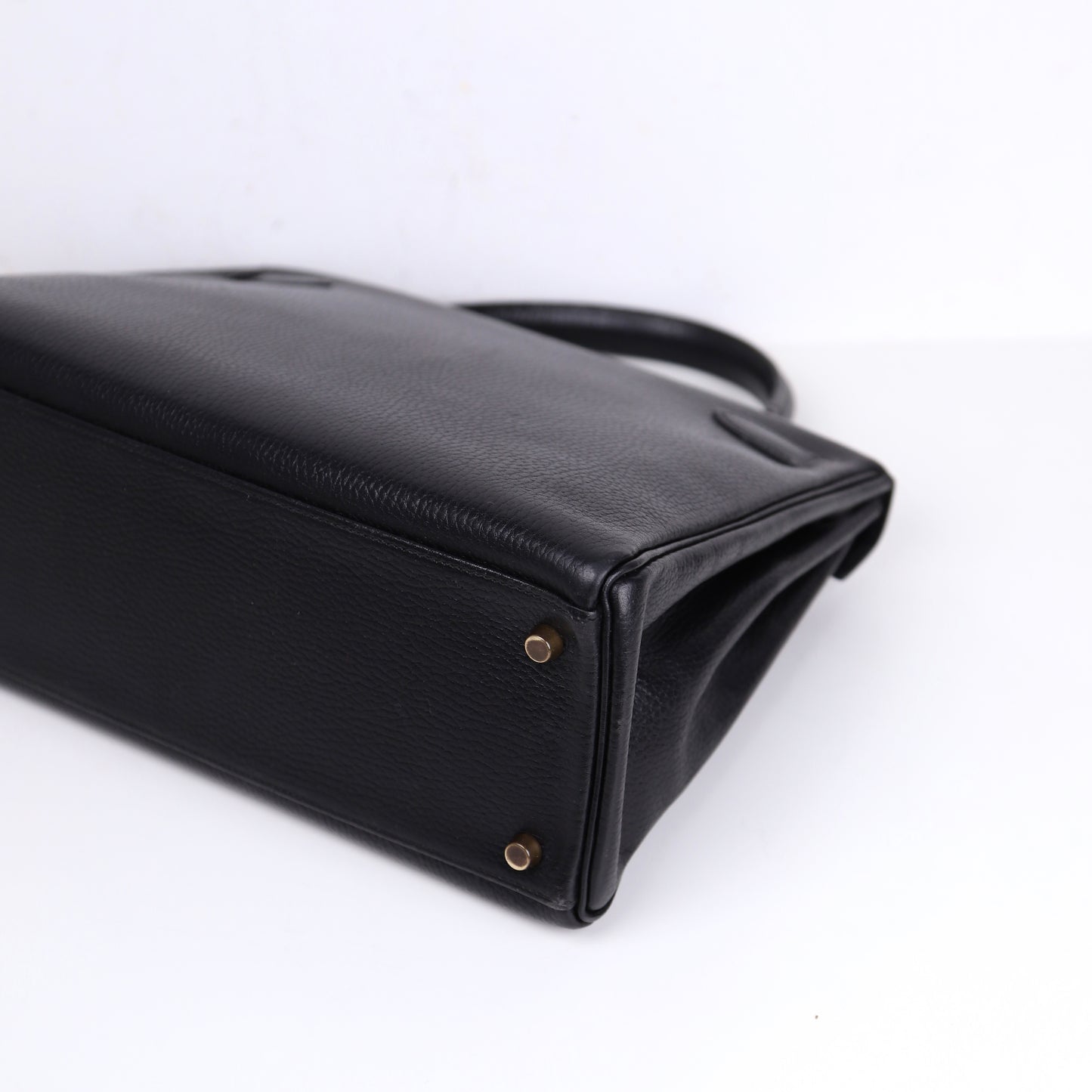Hermes Kelly 32 Handbag in Vachette Ardennes  Black 1991，corner4