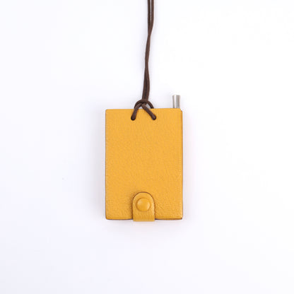 Hermes Memo Notebook with Strap/Silver Pencil in Chevre 2004，front view
