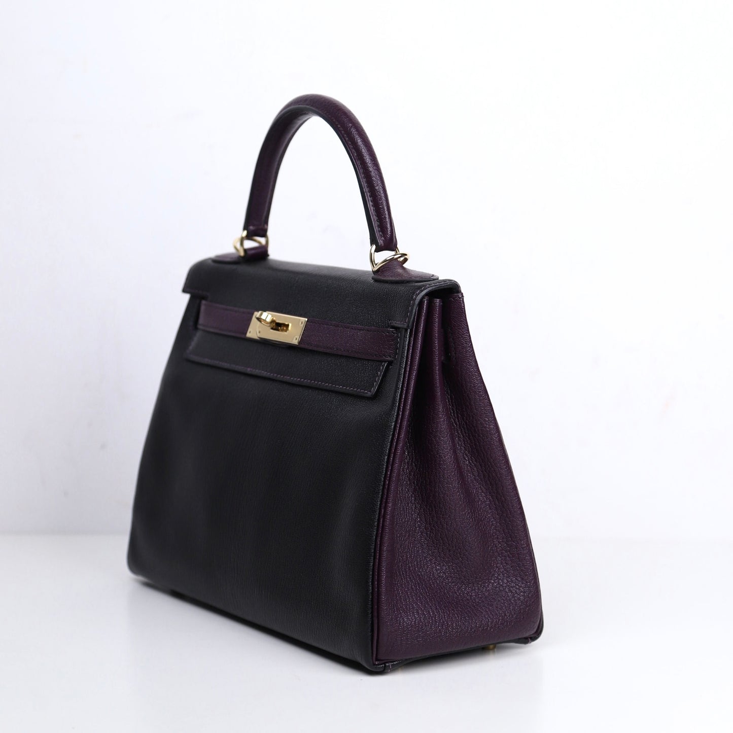 Hermes｜Special Order Kelly 28 Handbag Black/Raisin Cherve 2019