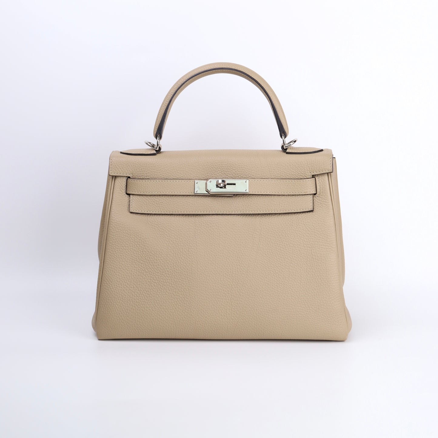 Hermes Kelly 28 Handbag in Togo Trench 2017，front view