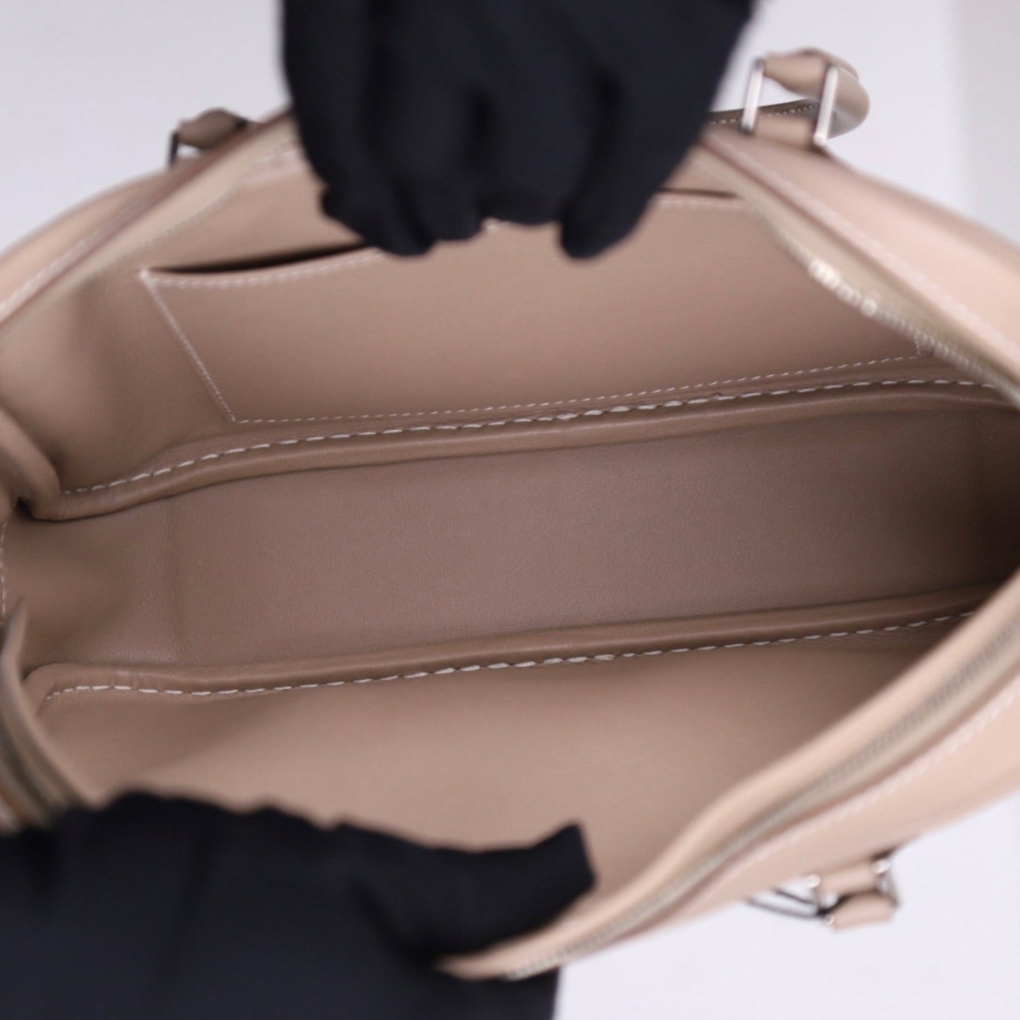 Hermes｜Plume elan 22 Handbag Argile swift 2012