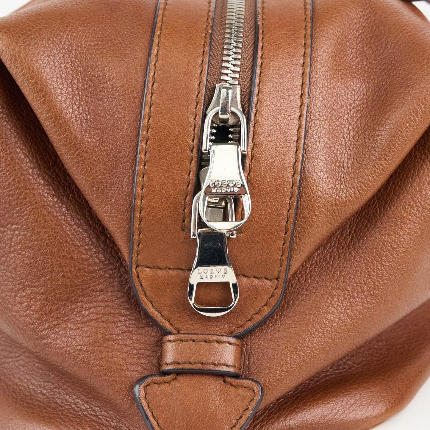 LOEWE｜ Brown Leather Boston Handbag Shoulder bag