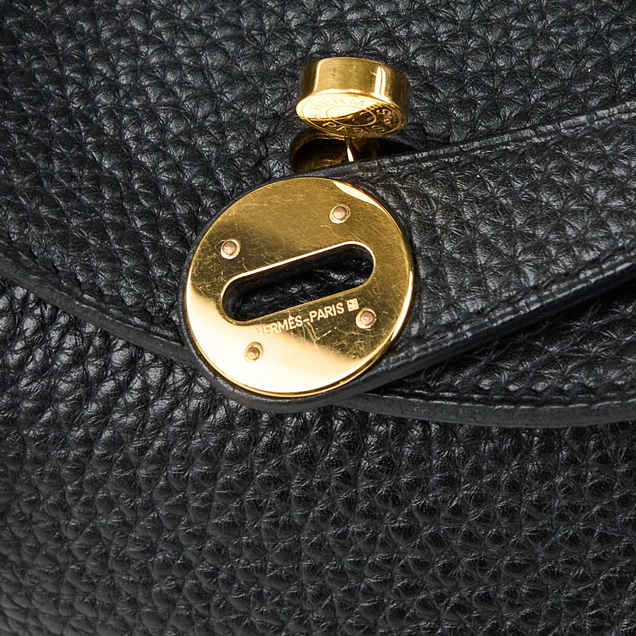 Hermes｜ Lindy 30 2-way Handbag  Black Taurillon Clemence 2011