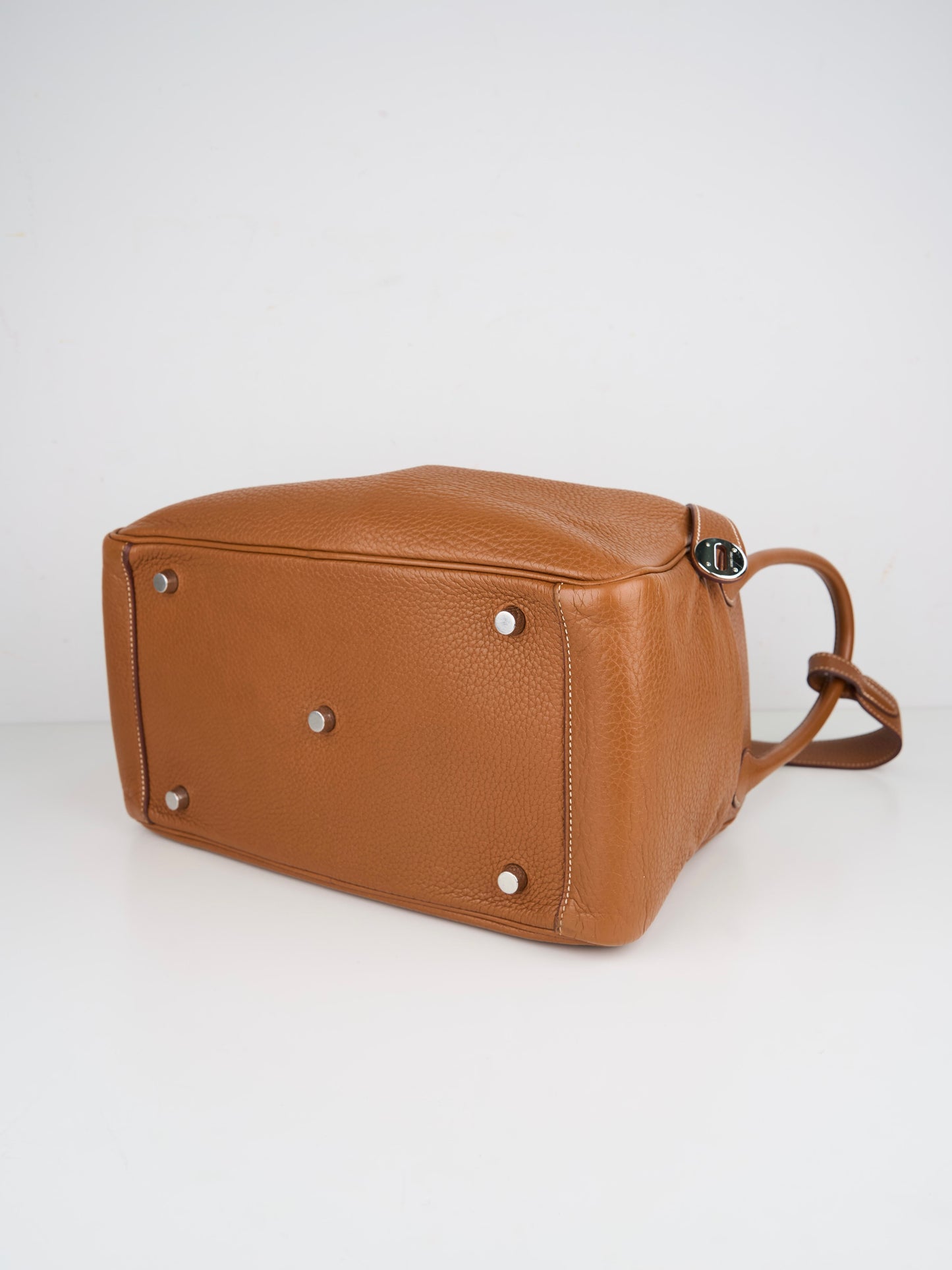 Hermes｜ Lindy 30 Shoulder bag Gold Taurillon Clemence 2014